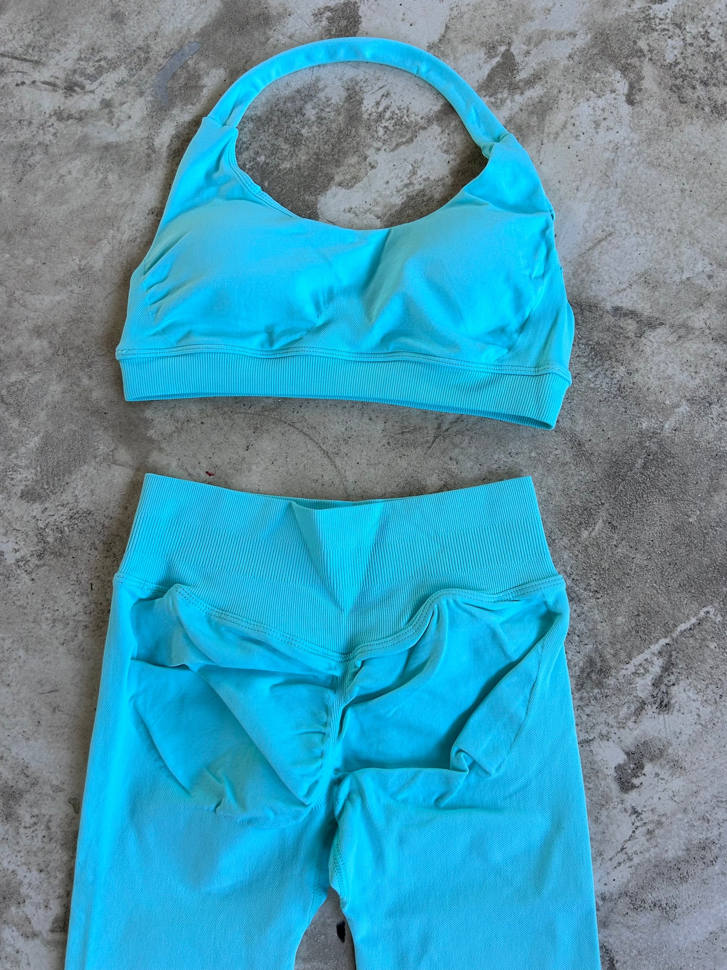 Set seamless