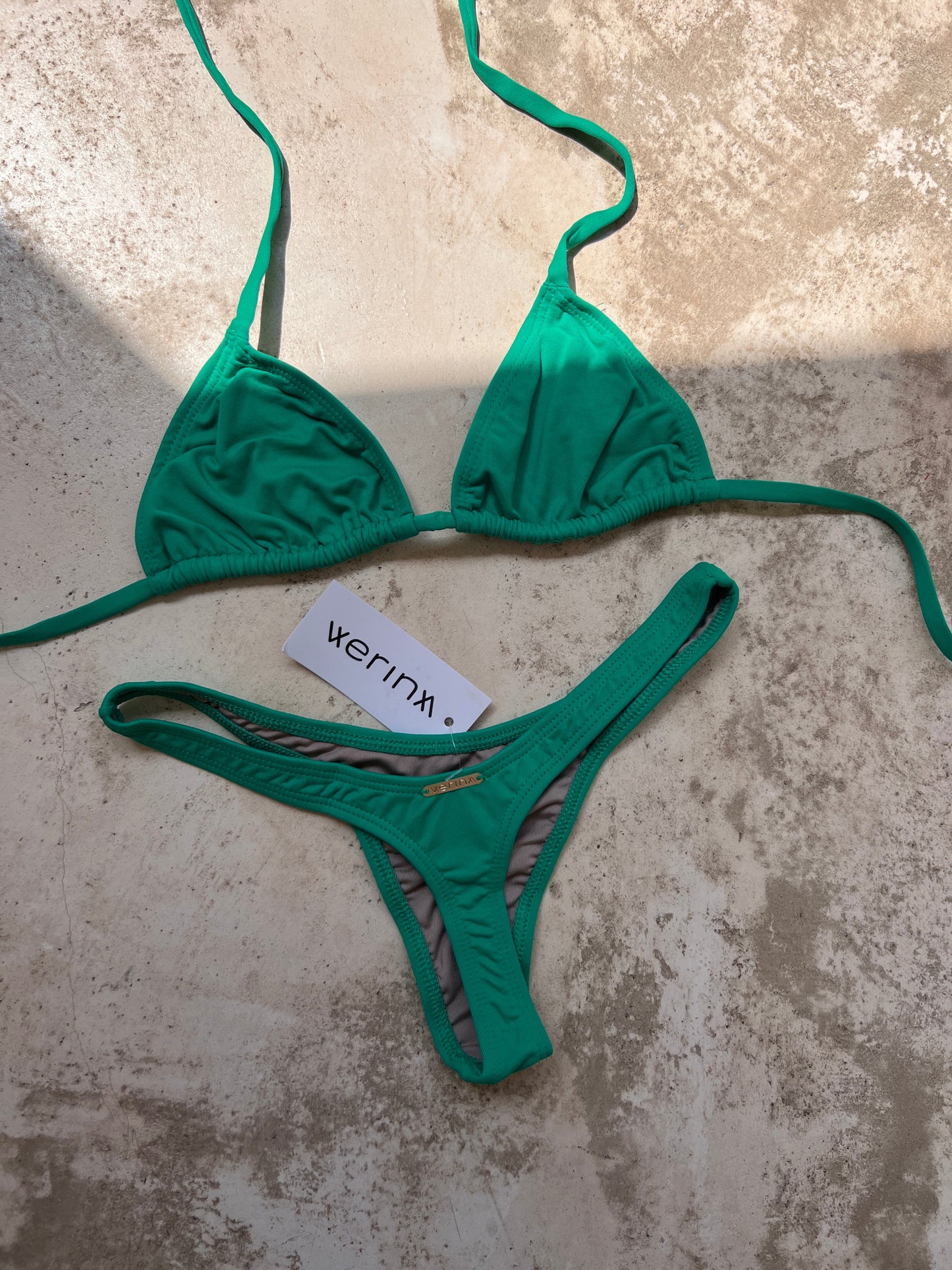 Bikini tanga alta