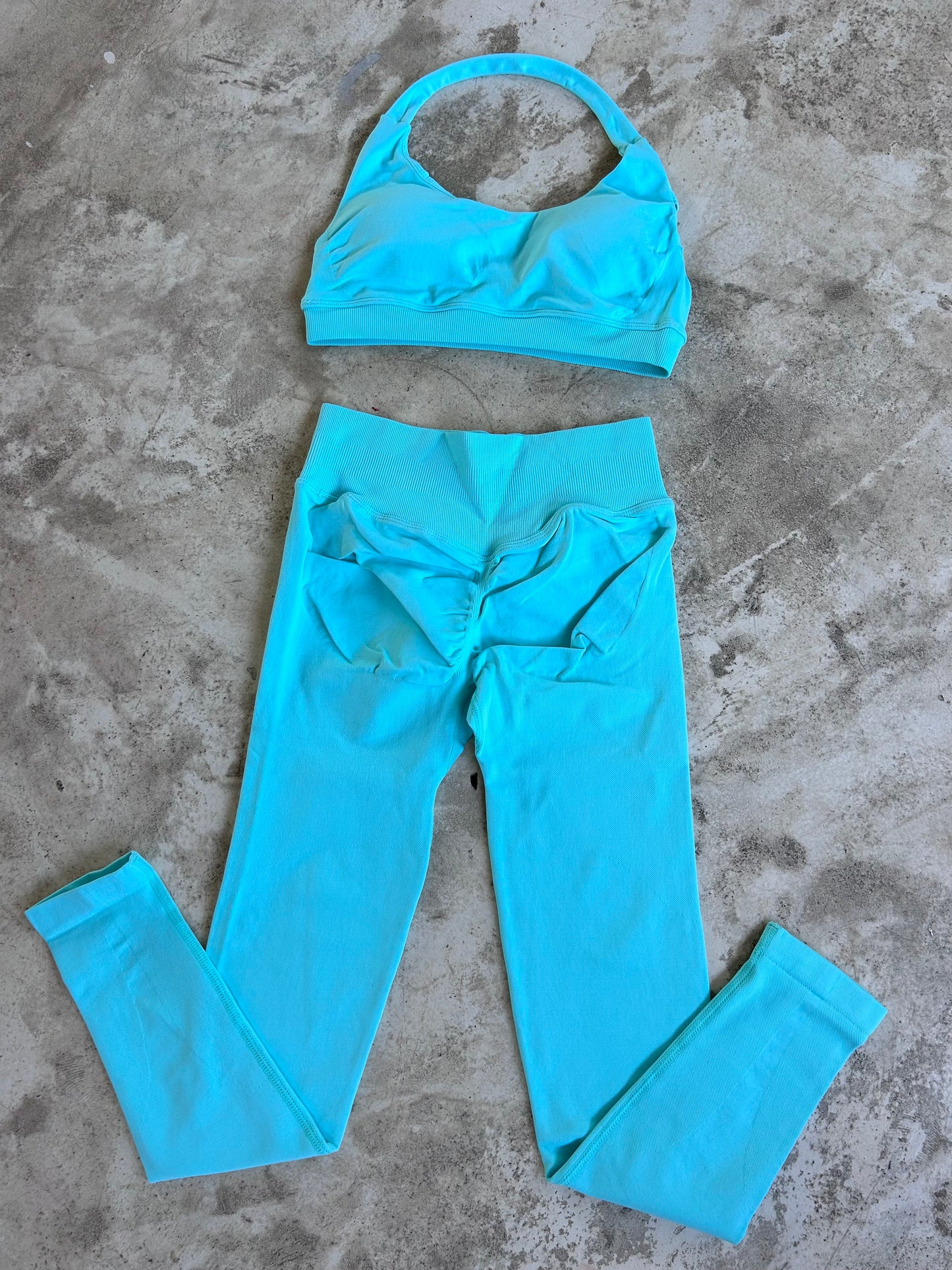 Set seamless