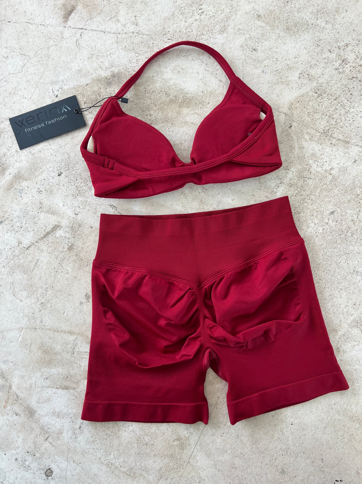 Set short tirita