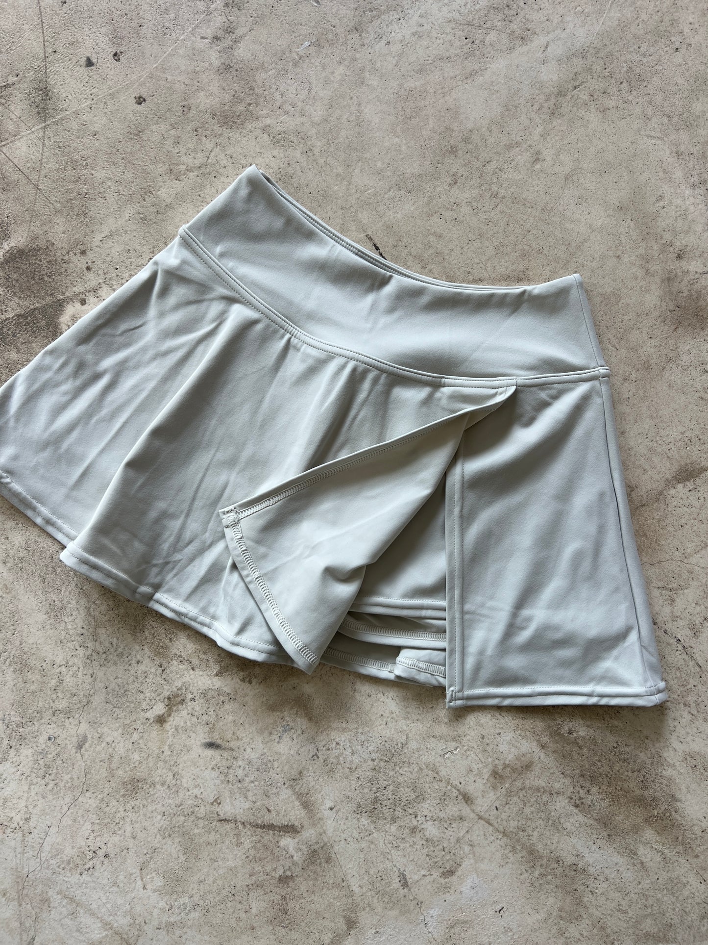 Short falda