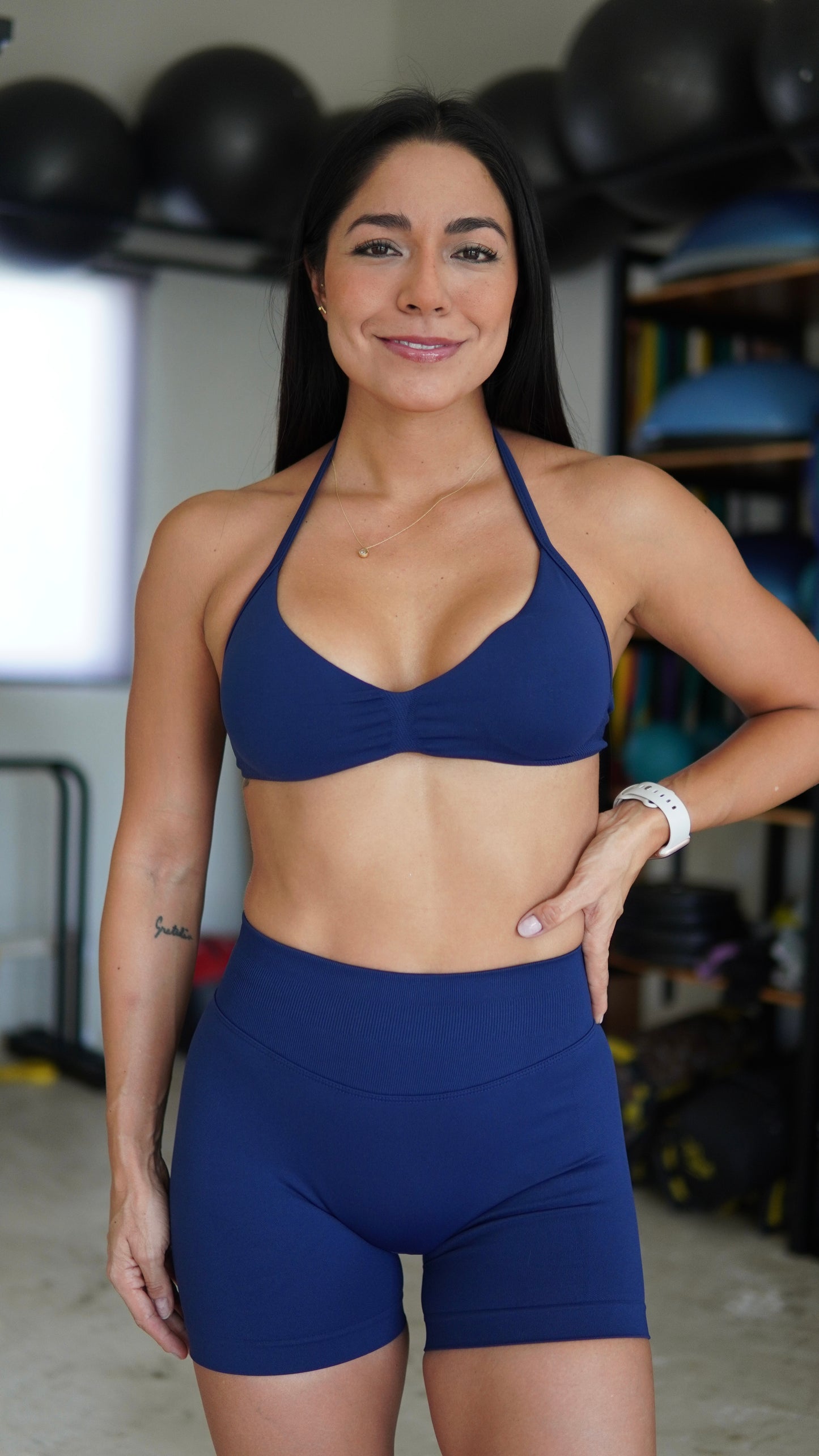 Set short tirita