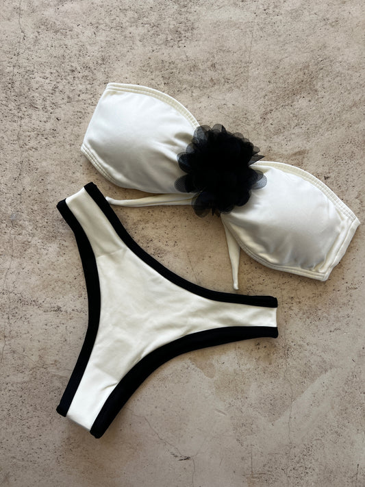Bikini flor