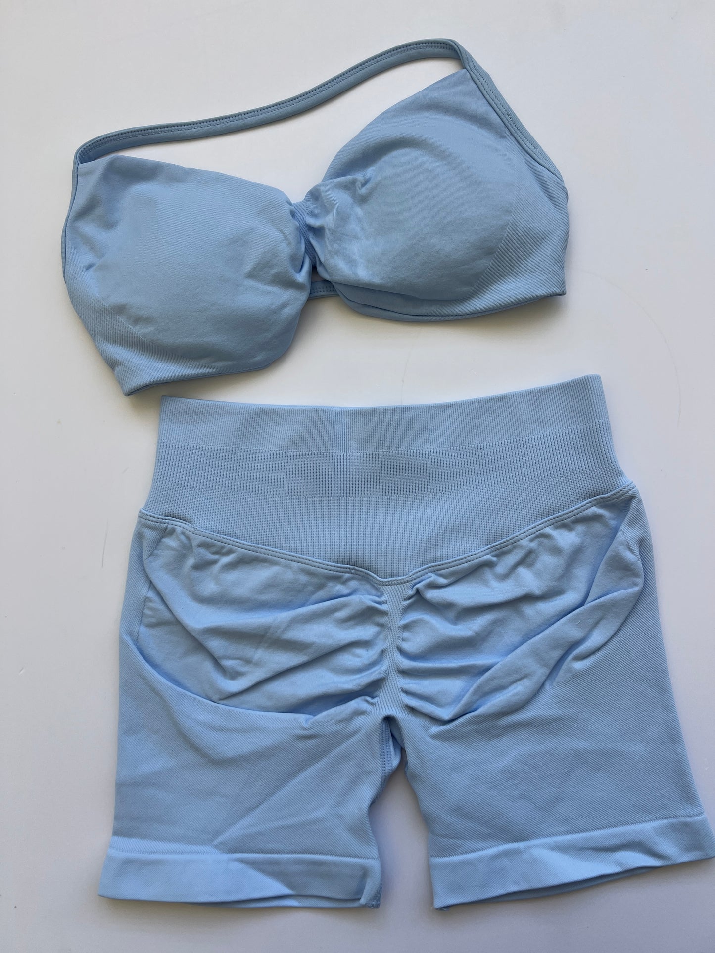 Set short seamless