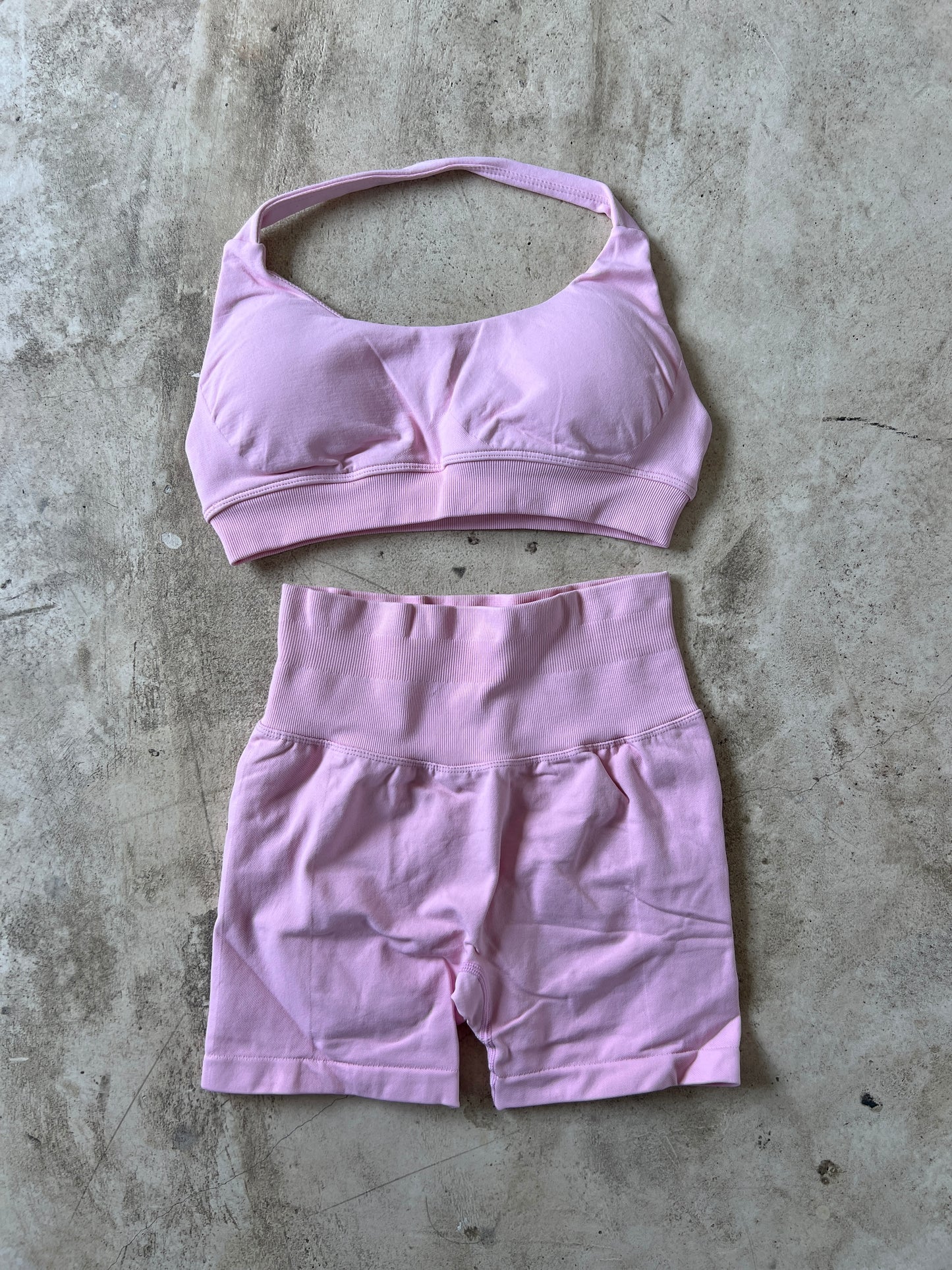 Set short seamless