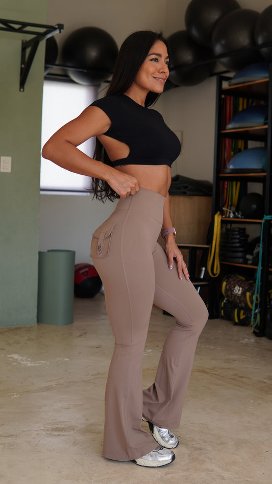Legging pocket flare