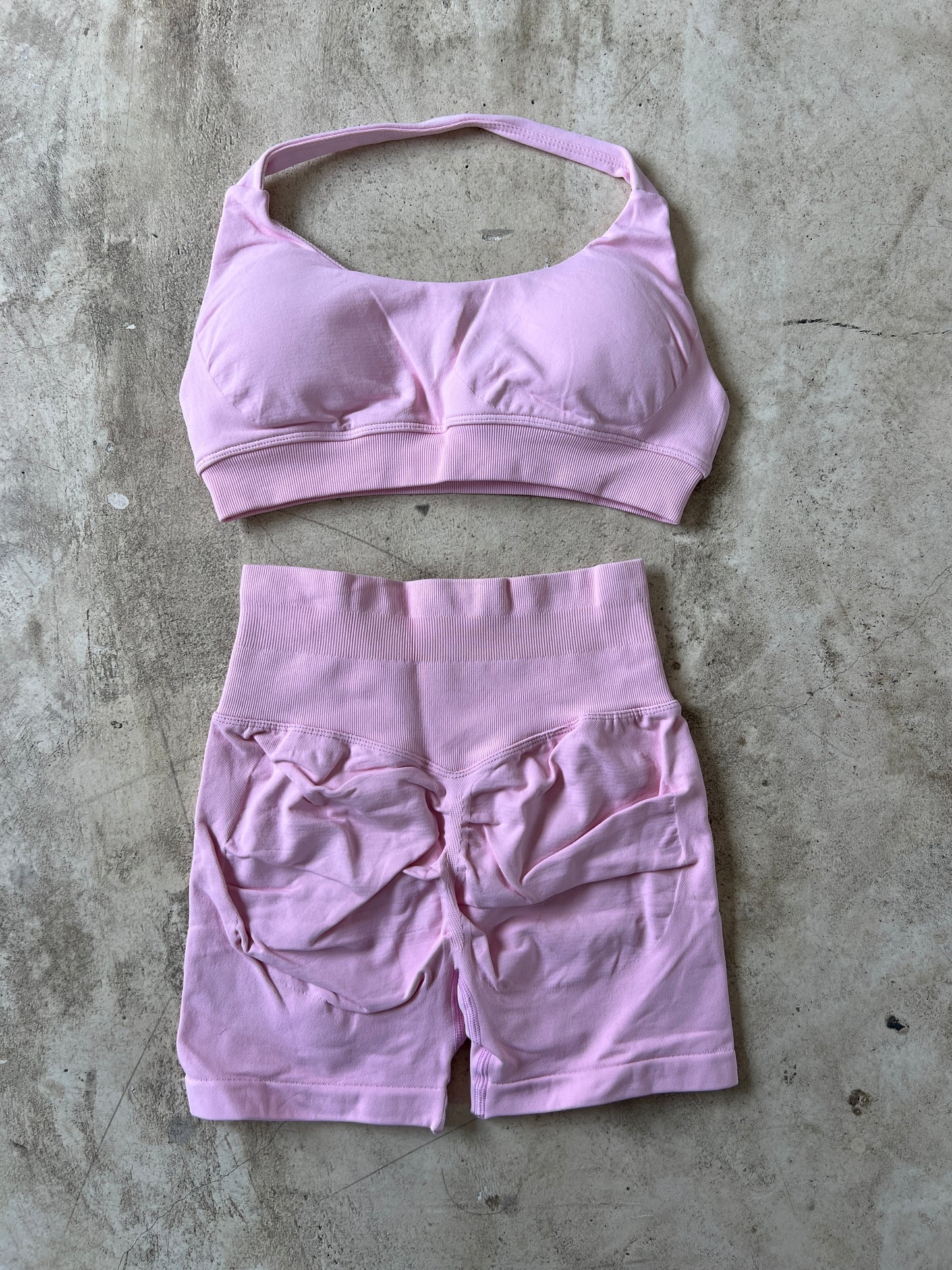 Set short seamless