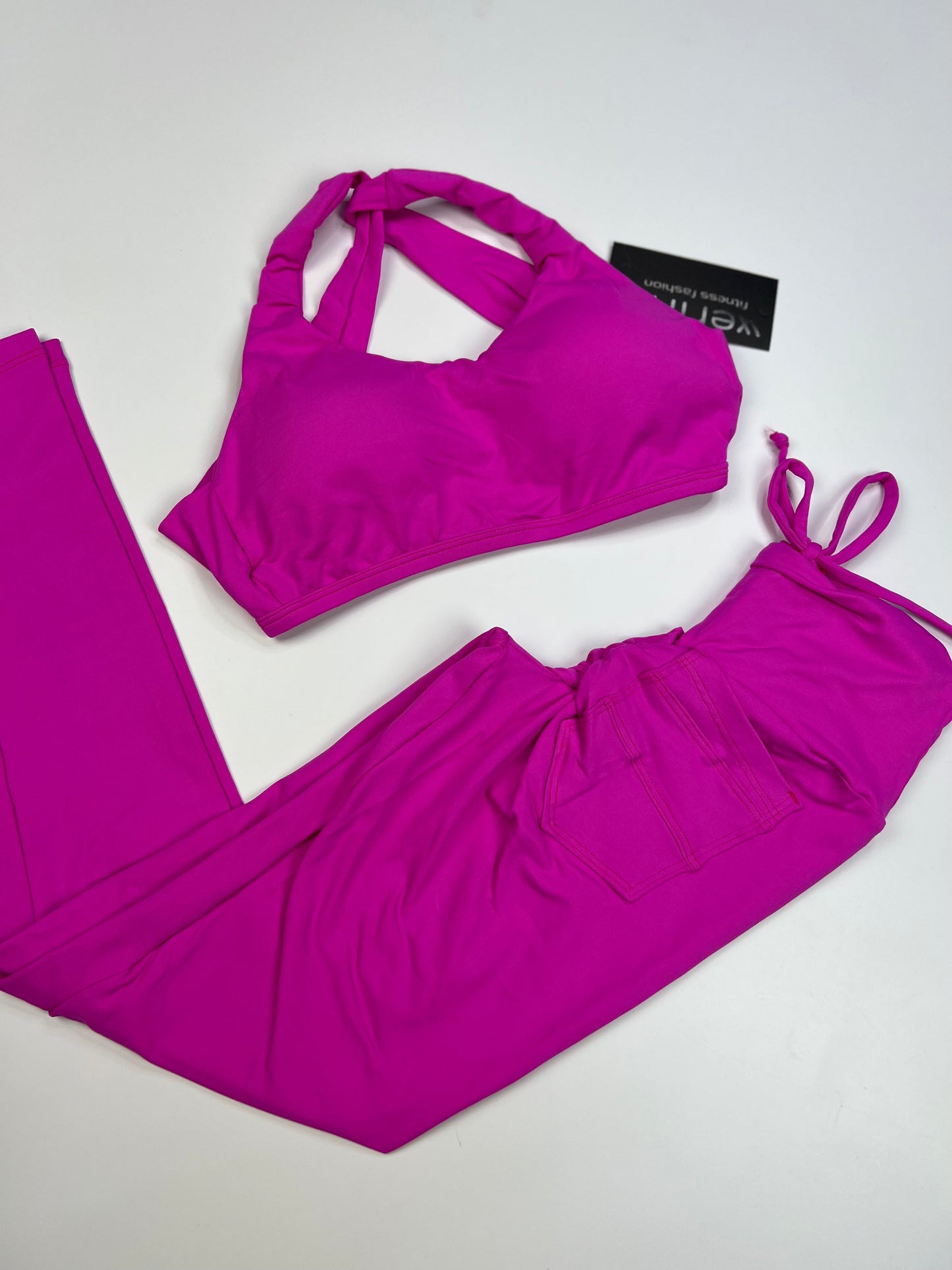 Set essential pink